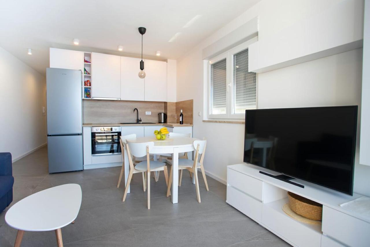 Apartment Belmare Trogir Exterior photo